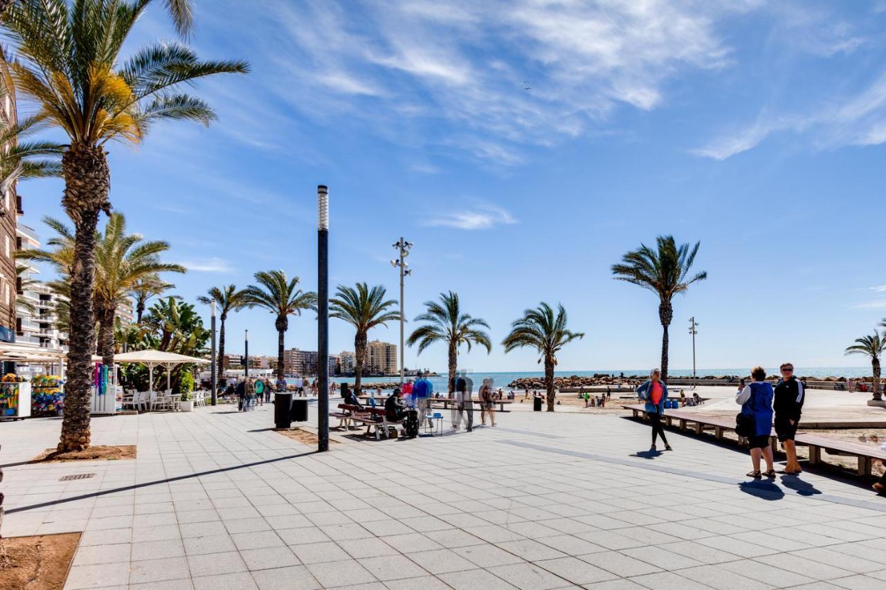 Ferienwohnung Apartamiento Fragata Torrevieja Exterior foto