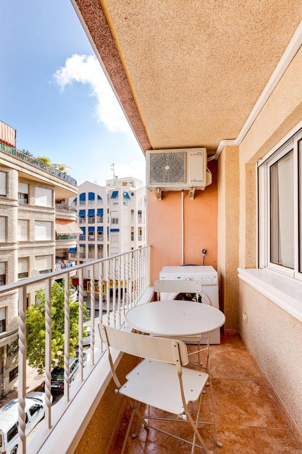 Ferienwohnung Apartamiento Fragata Torrevieja Exterior foto